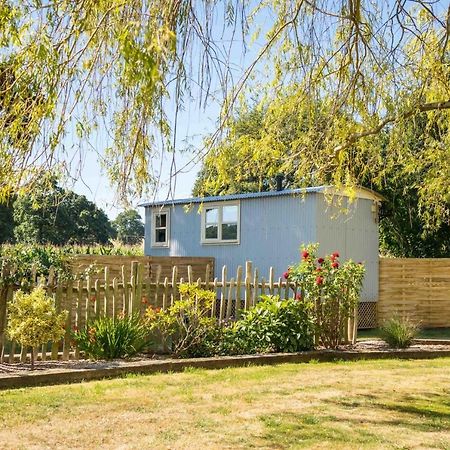 The Hideaway Hut - 1 Bed Shepherds Hut - Hereford Exteriör bild