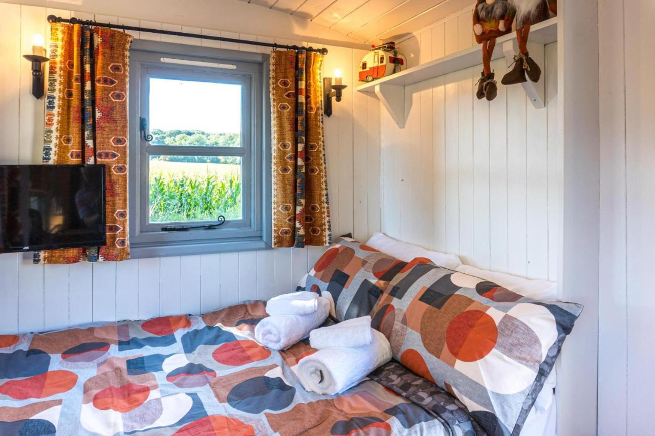 The Hideaway Hut - 1 Bed Shepherds Hut - Hereford Exteriör bild