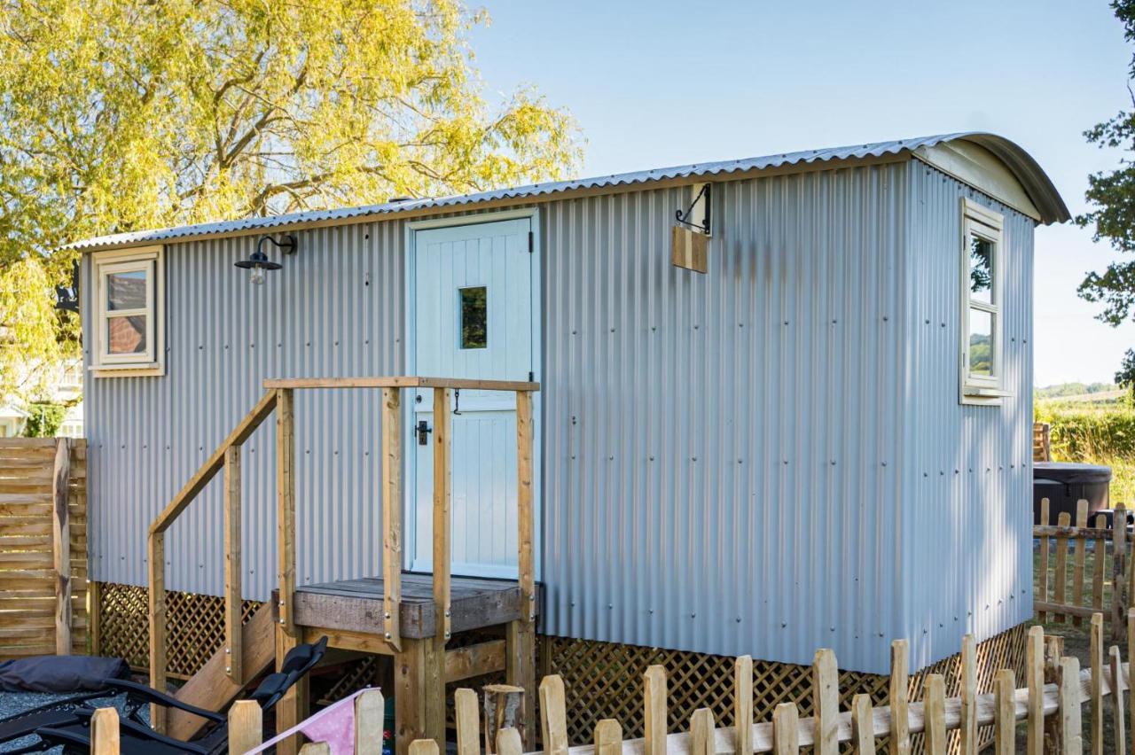 The Hideaway Hut - 1 Bed Shepherds Hut - Hereford Exteriör bild